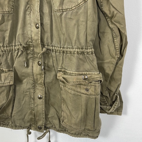 Aritzia | Talula Trooper Jacket - M - Picture 5 of 6